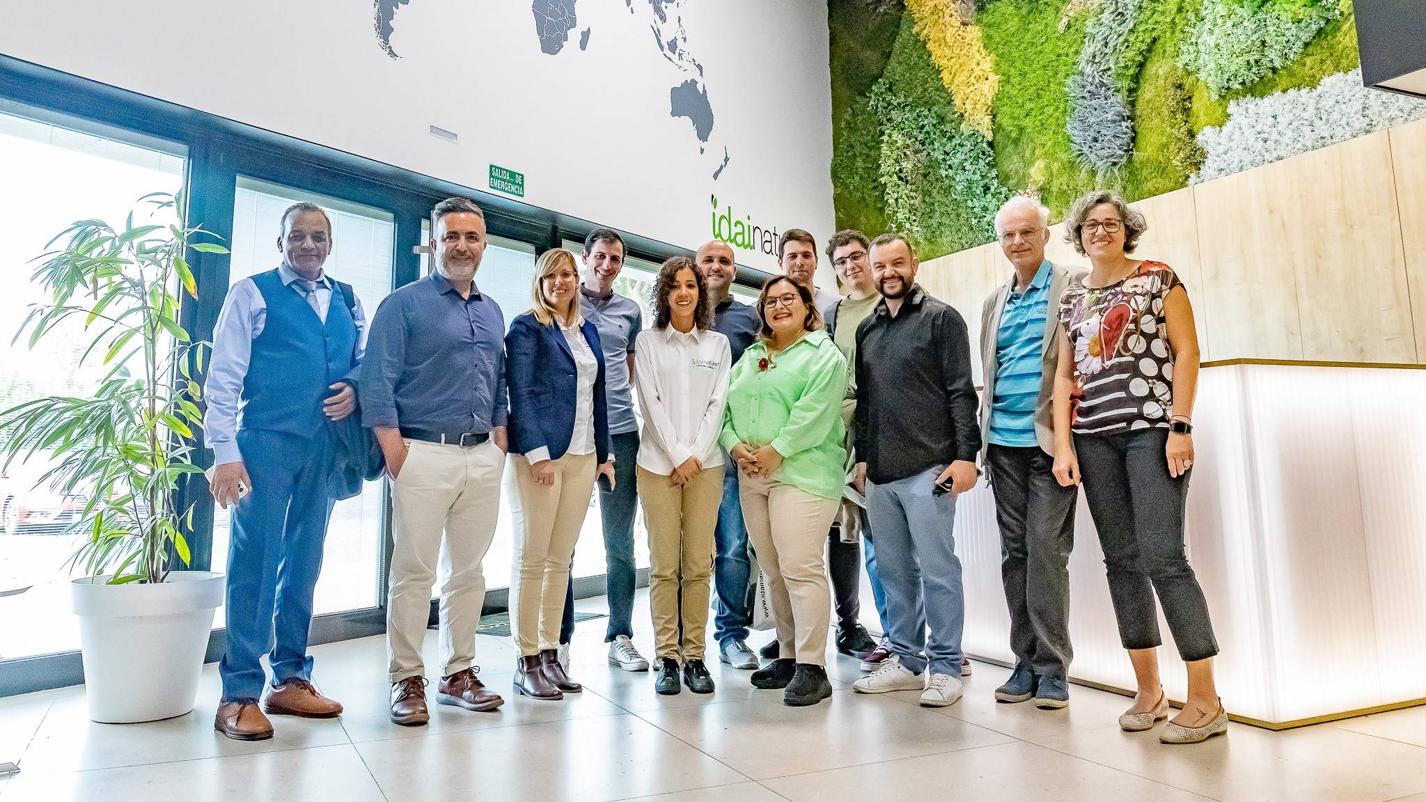 Reunión consorcio AZMUD|Organic vegetables in green house.|Azmud